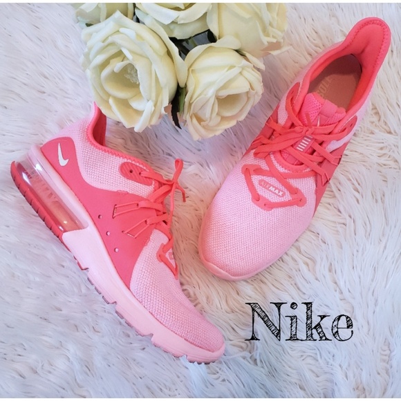Nike Shoes - Women's Nike Air Max Fitsole Sneakers